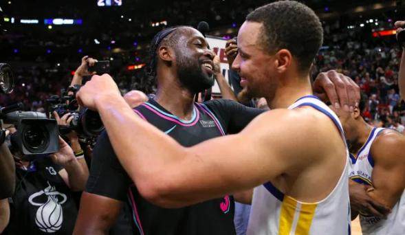 开云登录入口地址-无人能永处巅峰 库里：接受韦德建议 坚信仍能冲冠